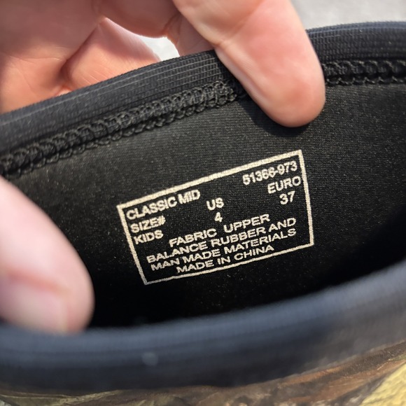 Bogs 30 Below Camo Boots Youth Size 4 Mossy Oak Mid Waterproof Hunting - Picture 10 of 10